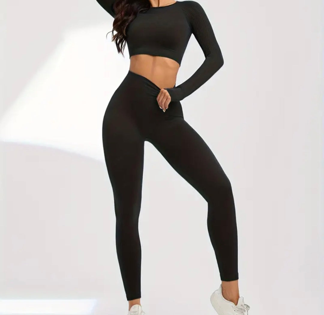 Seamless Sculpt Gym Set – Black (2-Piece)